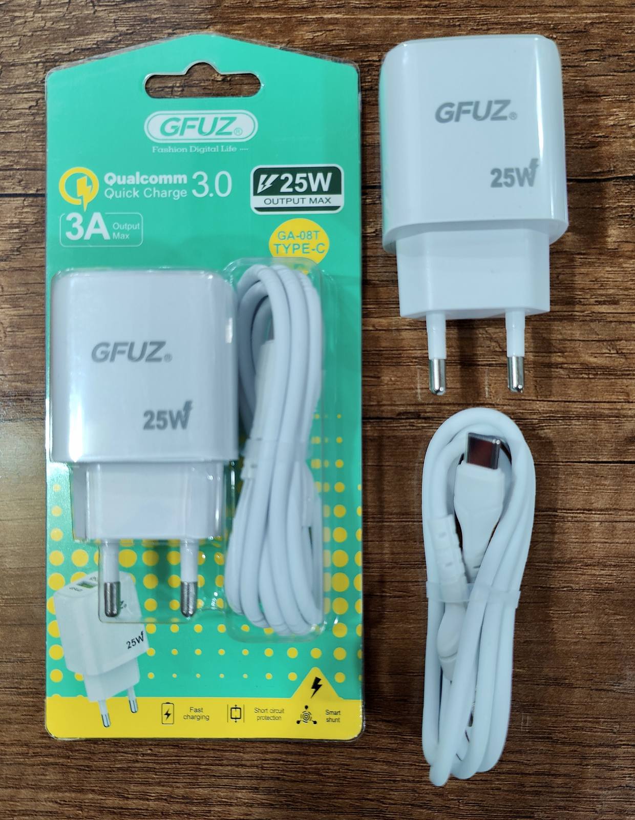 Chargeur USB GFUZ 25W + Cable Type C GA-08