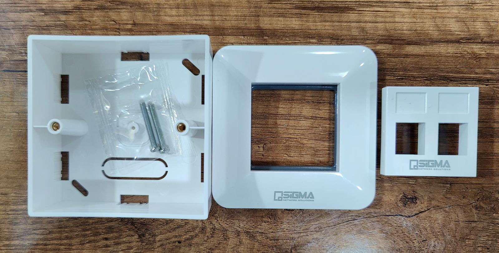 Prise réseau Apparente  RJ45 FTP Cat6A SIGMA Doublé  (Vide)
